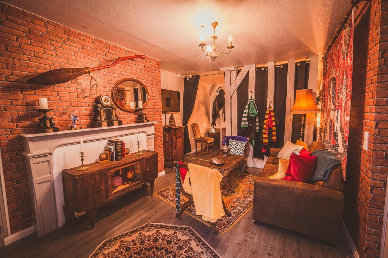 Repaire Du Sorcier Un Apartement Magique トロワ エクステリア 写真